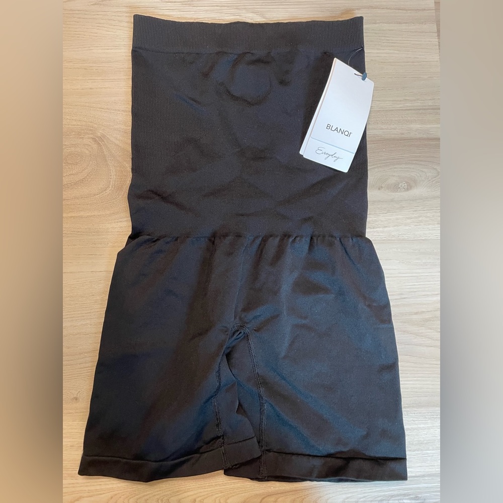 Blanqi Postpartum Girlshort